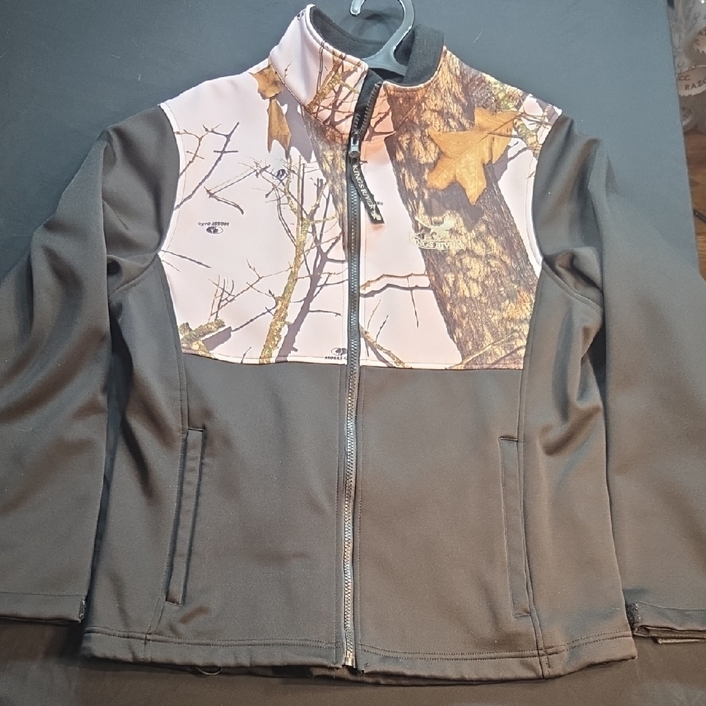 Womens M Kings River Pink Mossy Oak Camouflage and Black Zip-Up Jacket
